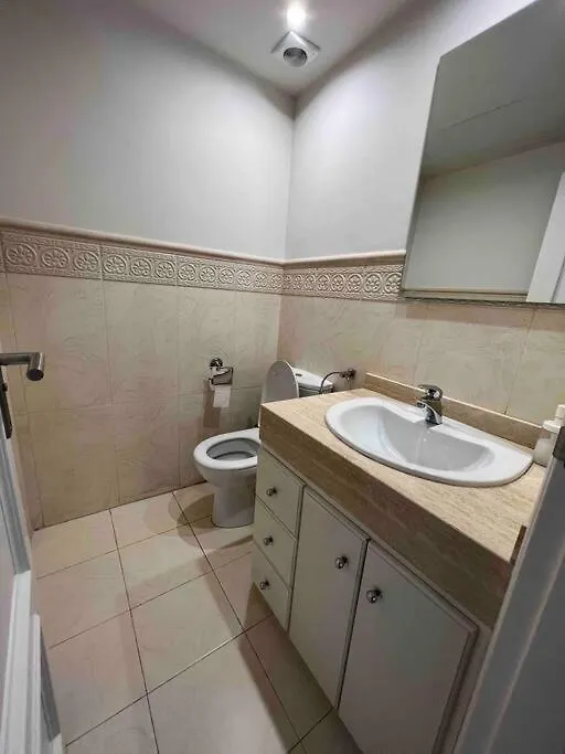 بيت للعطل فيلا Casa Con Piscina En El Centro De Marbella.