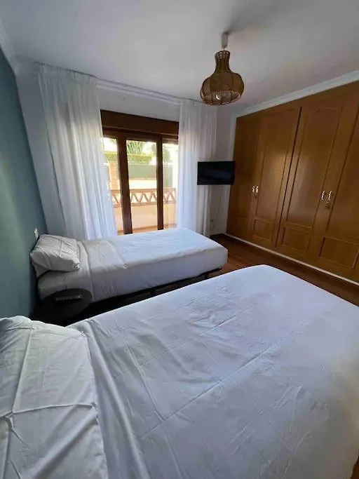 Casa Con Piscina En El Centro De Marbella. Villa Holiday home Marbella
